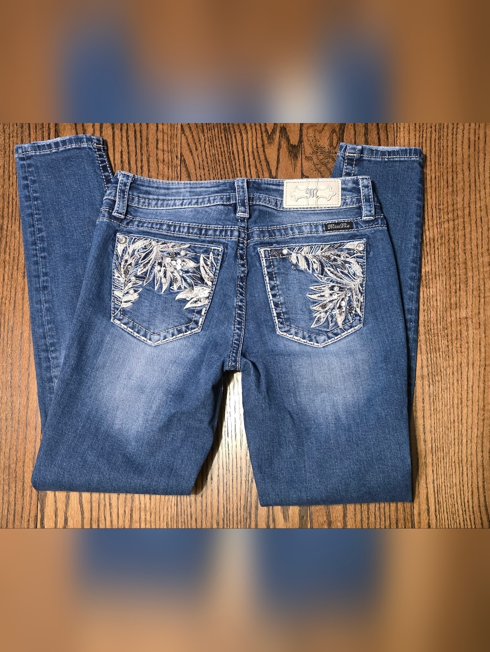 Miss Me Hailey Skinny Jeans with Embroidered Back Pockets